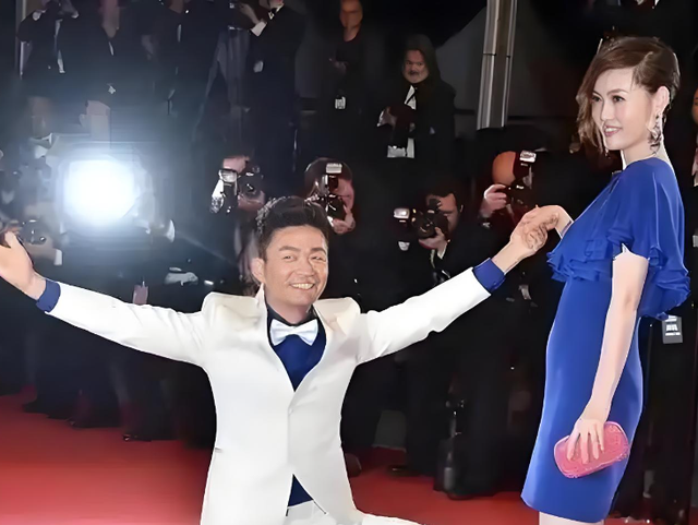 送走马蓉又迎来冯清，可怜倒霉的王宝强，终究逃不出“女人坑”
