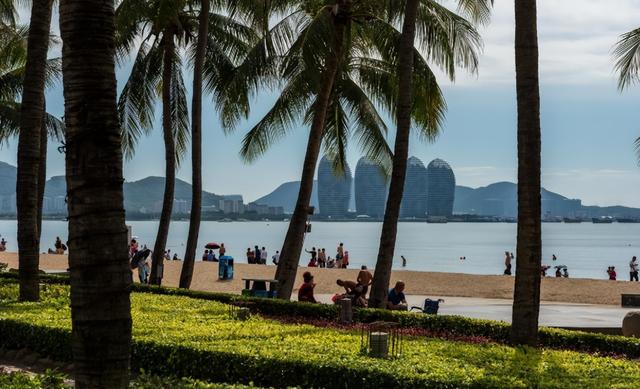 三亚变“俄罗斯后花园”？80%俄游客扎堆的真相是什么？