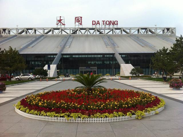 中国游客夺回榜一大哥，国庆假期日均200万人出境，网红泰国失宠