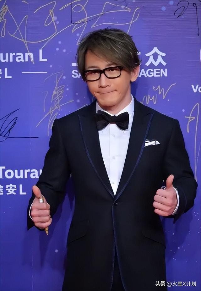 抗癌不到一年，刘谦近况曝光，“不良嗜好”已戒掉，憔悴到认不出