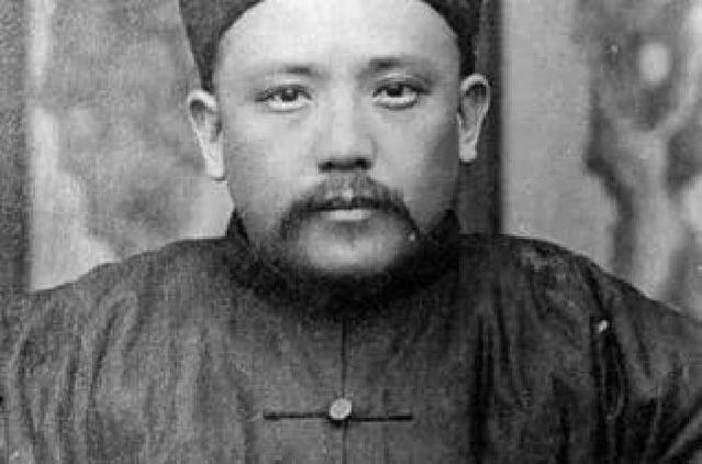 为啥中南海至今不挂“中央人民政府”牌子？取而代之的是一句口号