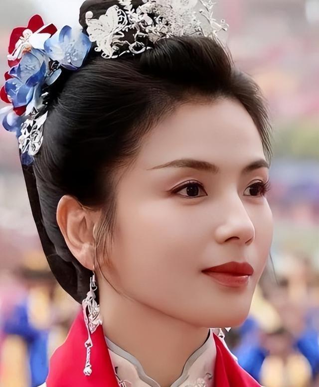 王珂没想到，为自己还清亿万债务的妻子刘涛，早已今非昔比