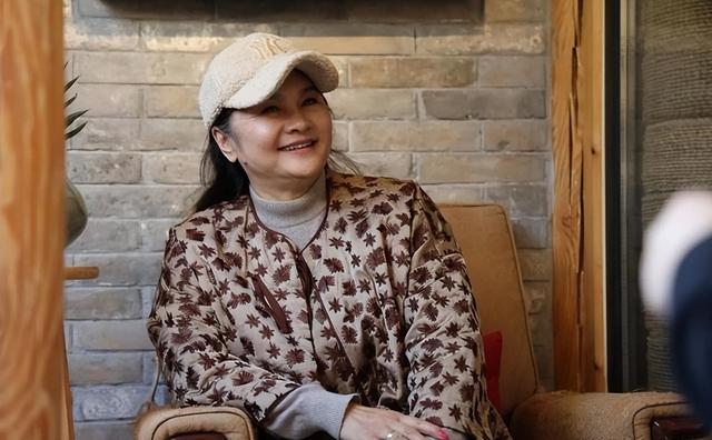 80年代家喻户晓的女演员，嫁给军委副主席儿子，离婚后混得如何？