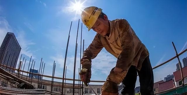 延迟退休大局已定！1967-1977年出生的人，3类人发愁，4类人高兴
