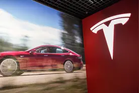 紧跟比亚迪，特斯拉再战车险业务，电车保费能因此大幅下降吗？图片