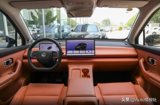 适合的家用SUV，零跑C10凭什么连续销量破万？看看车主怎么说