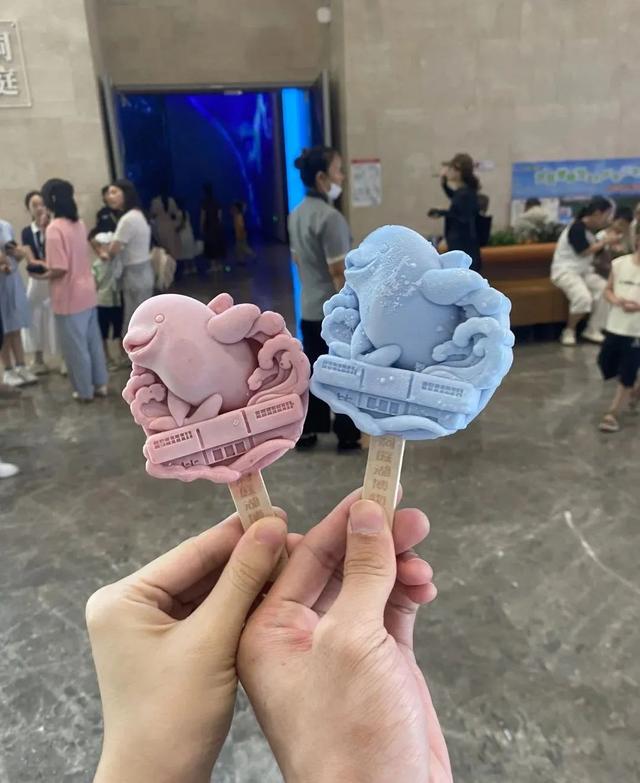 在岳阳，我找到了七夕约会的天花板！