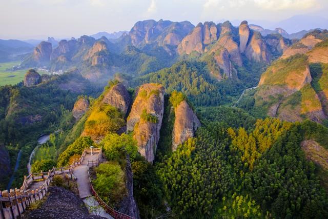 湖南了解太少！这十个5A级景点，外地人都爱上了她，赶快宣传吧！