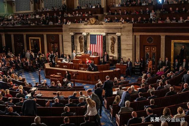 特朗普克星上位纽约，怒斥其傀儡！全美反特浪潮，中美关系或巨变