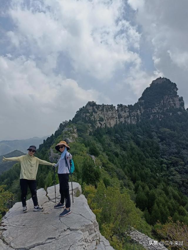 无为在歧路，巍巍马鞍山