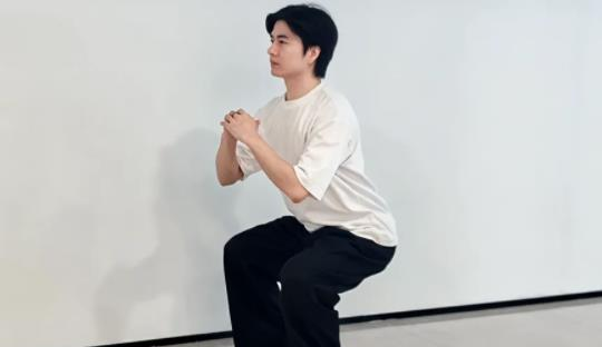 有什么看似有点诡异，但真能让你身材变好的小技巧？