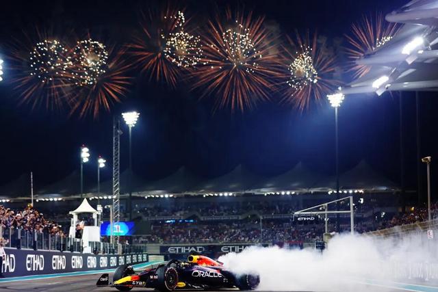 被刘亦菲带火的阿布扎比：不止是大片取景地，更藏着暴富密码