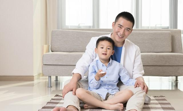 父亲的模样，就是孩子一生的底色：比妈妈更重要的男人