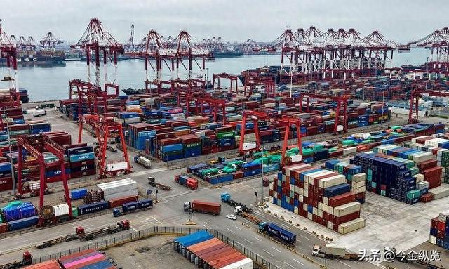 中国真想取代美国？美国学者报告揭露真相，"霸权崛起"竟是误读！