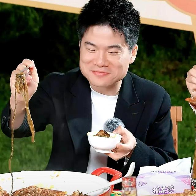 相遇哈尔滨，董宇辉的东北行首战，5个小时干了企业一年的订单！