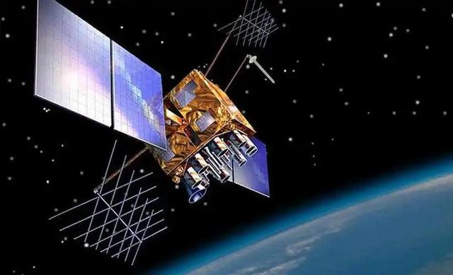 美国人高兴到庆祝！因为中国第一次主动联系，避免两国卫星相撞