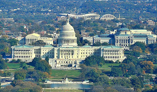 沉寂1日后，中美开谈台湾问题，我防长亲身挂帅，美反华媒体停业