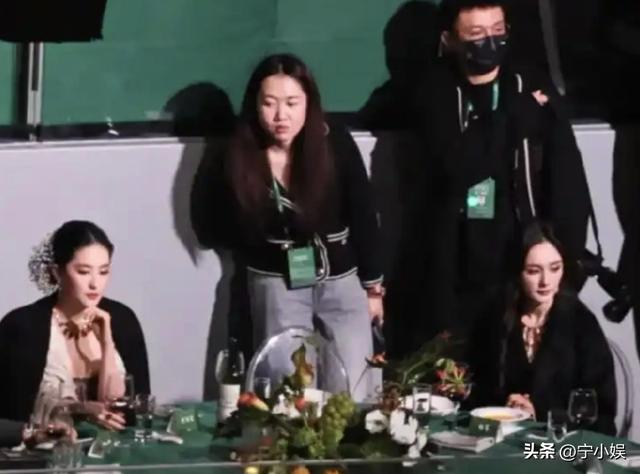 这次，唐嫣被扒了个底朝天，孙坚的话，终究成了“笑话”