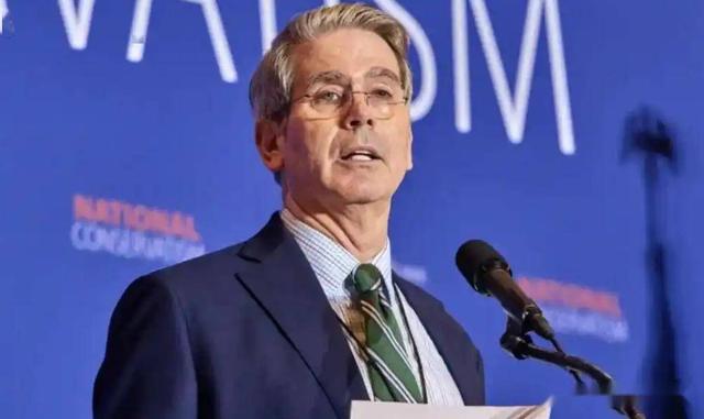 不反华了？特朗普调转枪口	，24小时内，中国拿到联合国4常支持