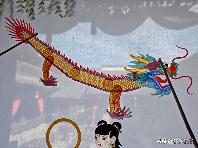 湖北：光影千年舞祥云 云梦皮影戏《哪吒闹海》唱响非遗新韵