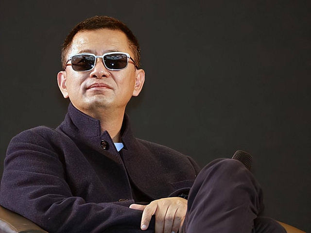 陪玩陪睡不够！集体开嫖、舔手指、目无王法，阴暗面彻底藏不住了