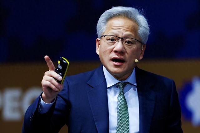 黄仁勋开始另寻出路，将主意打到中国身上	，想让北京做出一个改变