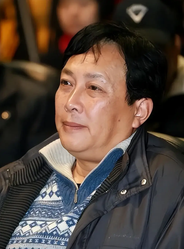 逼原配自杀、割老人韭菜，唐国强的“遮羞布”，被韩红狠狠撕下！