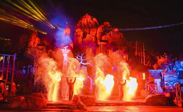 藏不住了！烟火、灯会、非遗秀……山东古城这次惊艳全网！