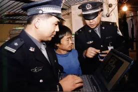 歼10泄密事件：歼10绝密资料被网上公开，泄密工程师被逮捕判刑图片