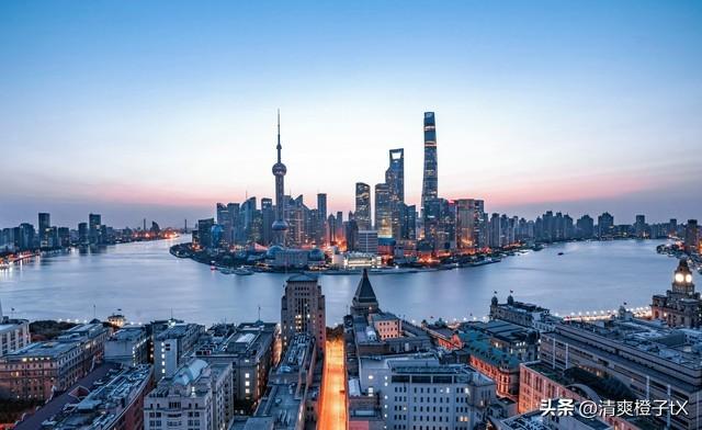 云南比较出名的城市有这些—昆明、曲靖、丽江、大理