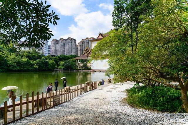 刚从烟台回来，毫不避讳的说，烟台就是全国郊区城建天花板！