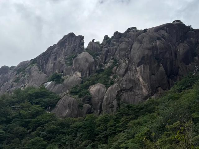 徒步三山五岳：安徽黄山！