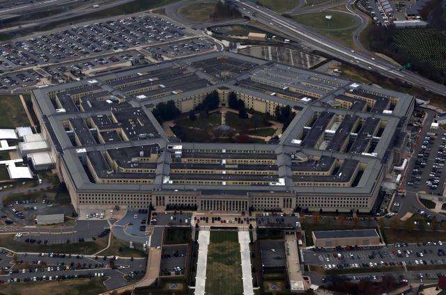 100枚导弹从天而降，美军发起斩首行动，特朗普下令，俄英法失声