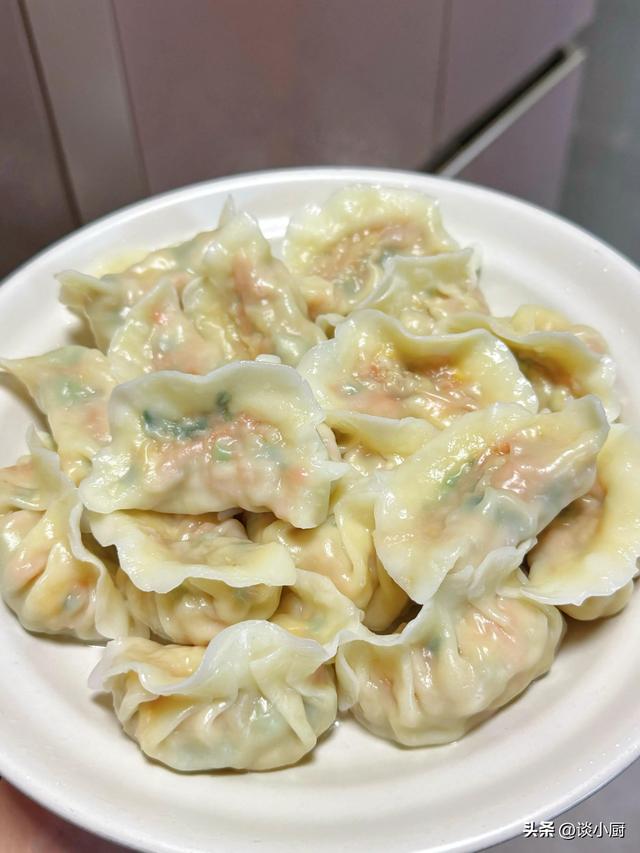 冬至吃饺子！酸菜和白菜先让让，3种“鸿运馅”福日最香，别错过