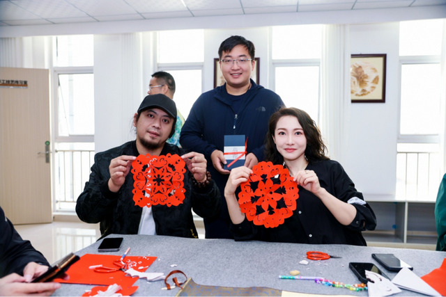 “返故乡·看发展”网络名人山东行活动走进泰安