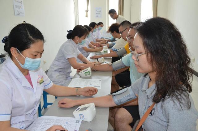 人有没有糖尿病，散步就知道？有糖尿病的人，散步常有这5个特征