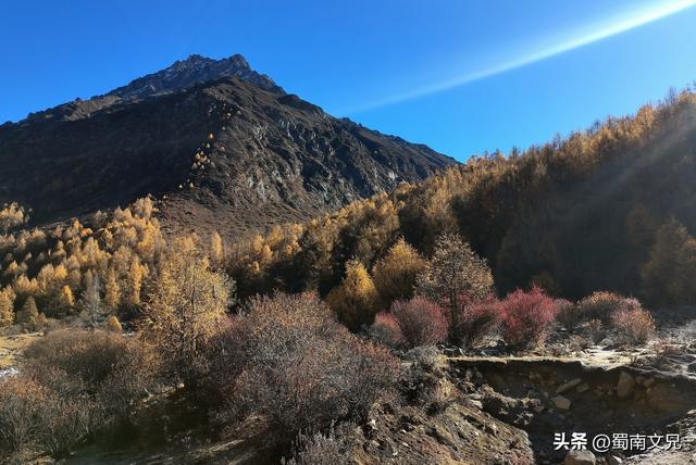 #阿坝头条#理小路，有人称之为川西的独库公路