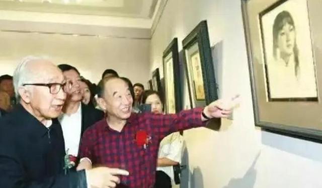 91岁泰斗再婚，44岁年龄差被嘲“爷孙恋”，妻子年轻貌美