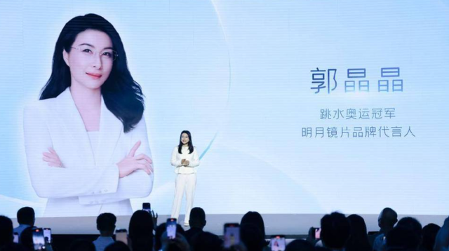 中国最有钱的5位运动员排行榜，姚明勉强排第3，第1名非她莫属