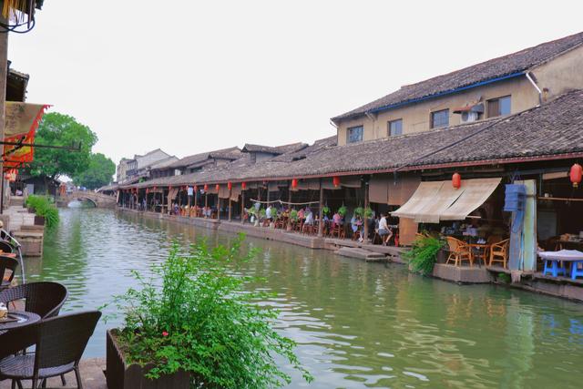 浙江保留最完整的千年古镇，绍兴四大古镇之一，难得的免费景区