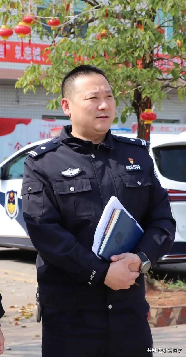 悲痛，四川宜宾屏山县公安局副局长李虎同志因公殉职