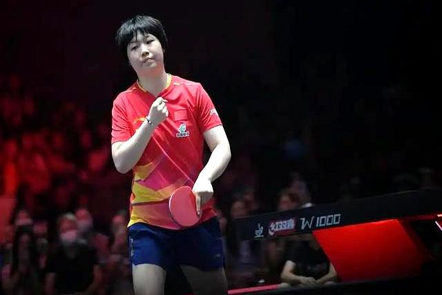 中国大满贯，女单世界第四惨遭淘汰，张本美和逆转克星晋级