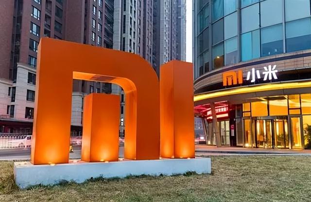 董明珠没想到，雷军受邀观礼阅兵半月多，竟再次令所有人刮目相看