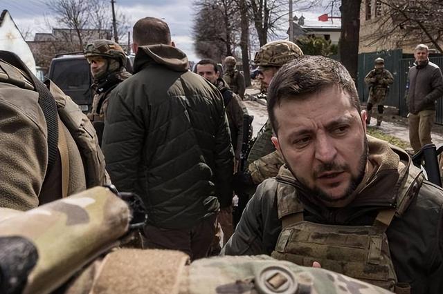 乌战地救援遇死局，无人机成救命神器，打破俄军锁喉封锁