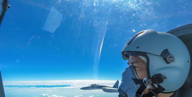 日本自卫队下战书，重兵云集台海附近，美国终发声，立场不出所料