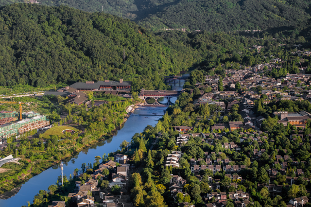 首个秋假怎么耍？不妨来一场从从容容、游刃有余的成都周边游