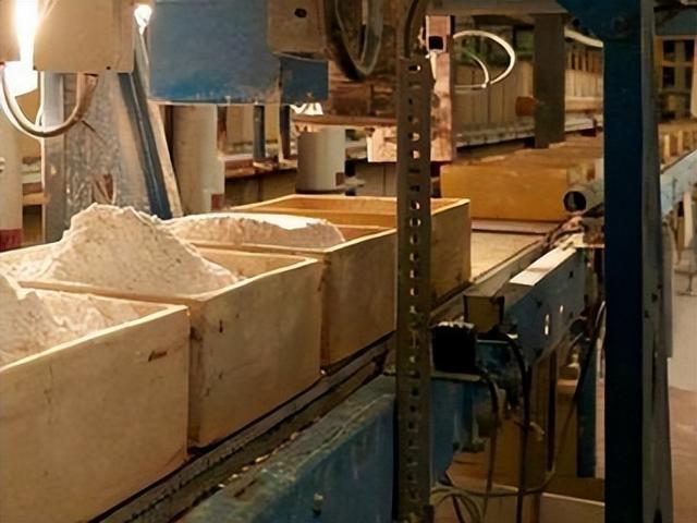 买稀土要填“最终用户”，中国用更严管控回应，美国专家看明白了