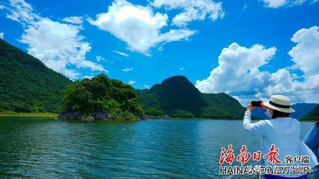 探秘“东方小桂林”：一条穿越千年的山水画廊