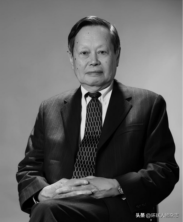 杨振宁去世：一个世纪的探索与乡愁
