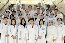 西苑康复理疗 | 担心熬夜脱发 勤按一对穴位固发防脱图片